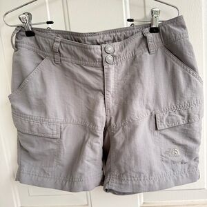 The North Face Women’s Hiking Shorts | Size 6 | Dark Gray‎ | Outdoor-Ready
